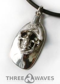 threewaves Anhänger Paddelblatt Skull